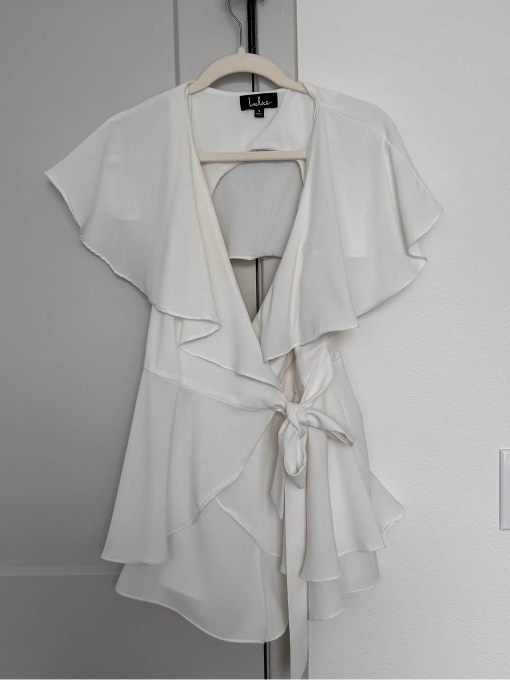 Lulu's White Ruffle V-Neck Tie-Waist ROMPER